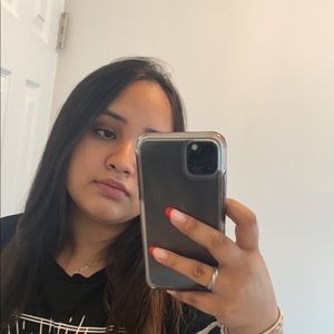 Meet your Posher, Andrea